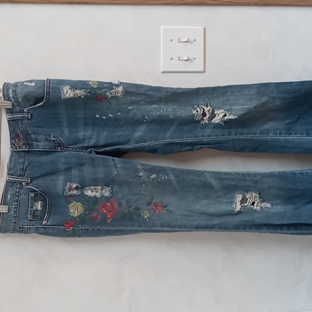 Women Jessica Simpson jeans